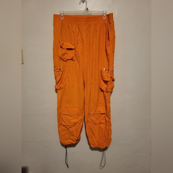 Fashion Nova Worth the Trouble Parachute Pants (Size 1X) - Picture 3 of 7